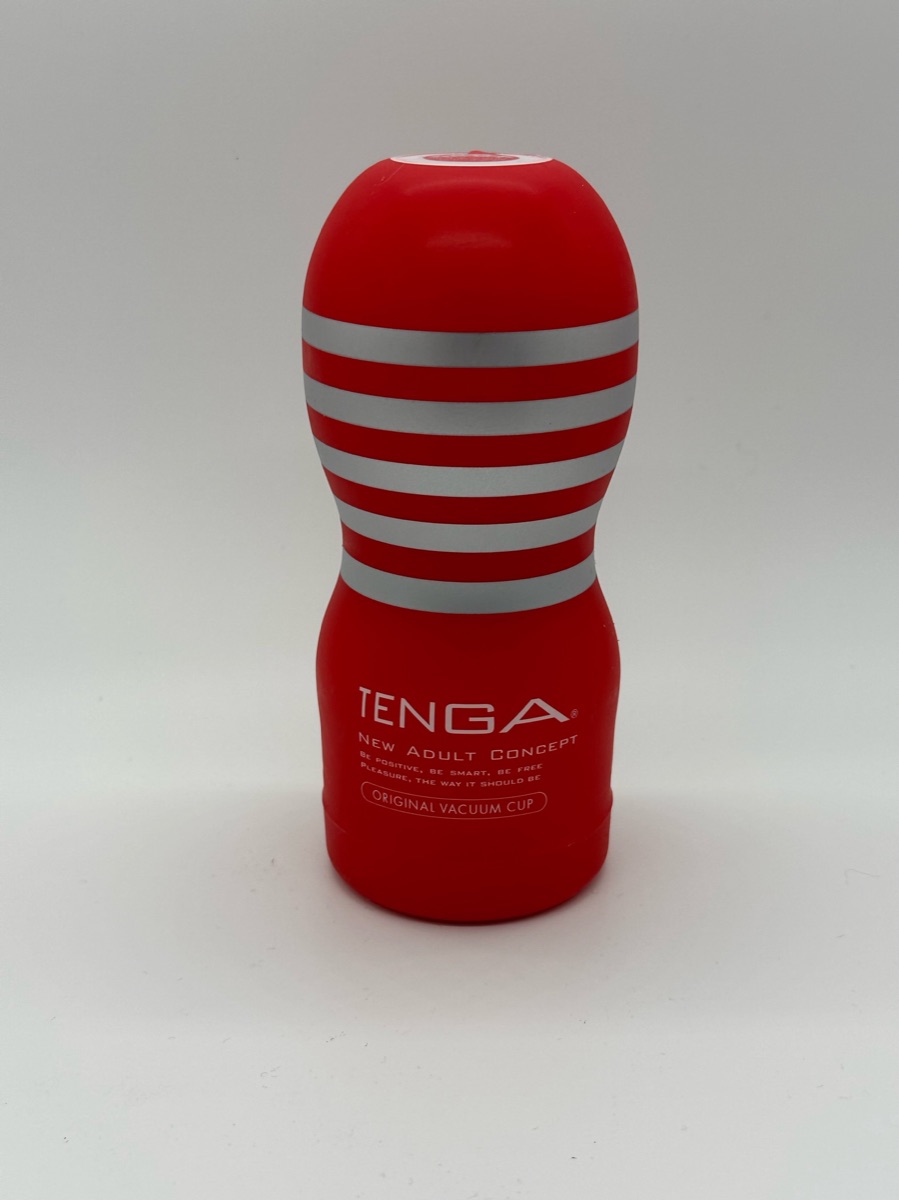 TENGA ORIGINAL VACUUM CUPの実物（ホットパワーズで撮影）